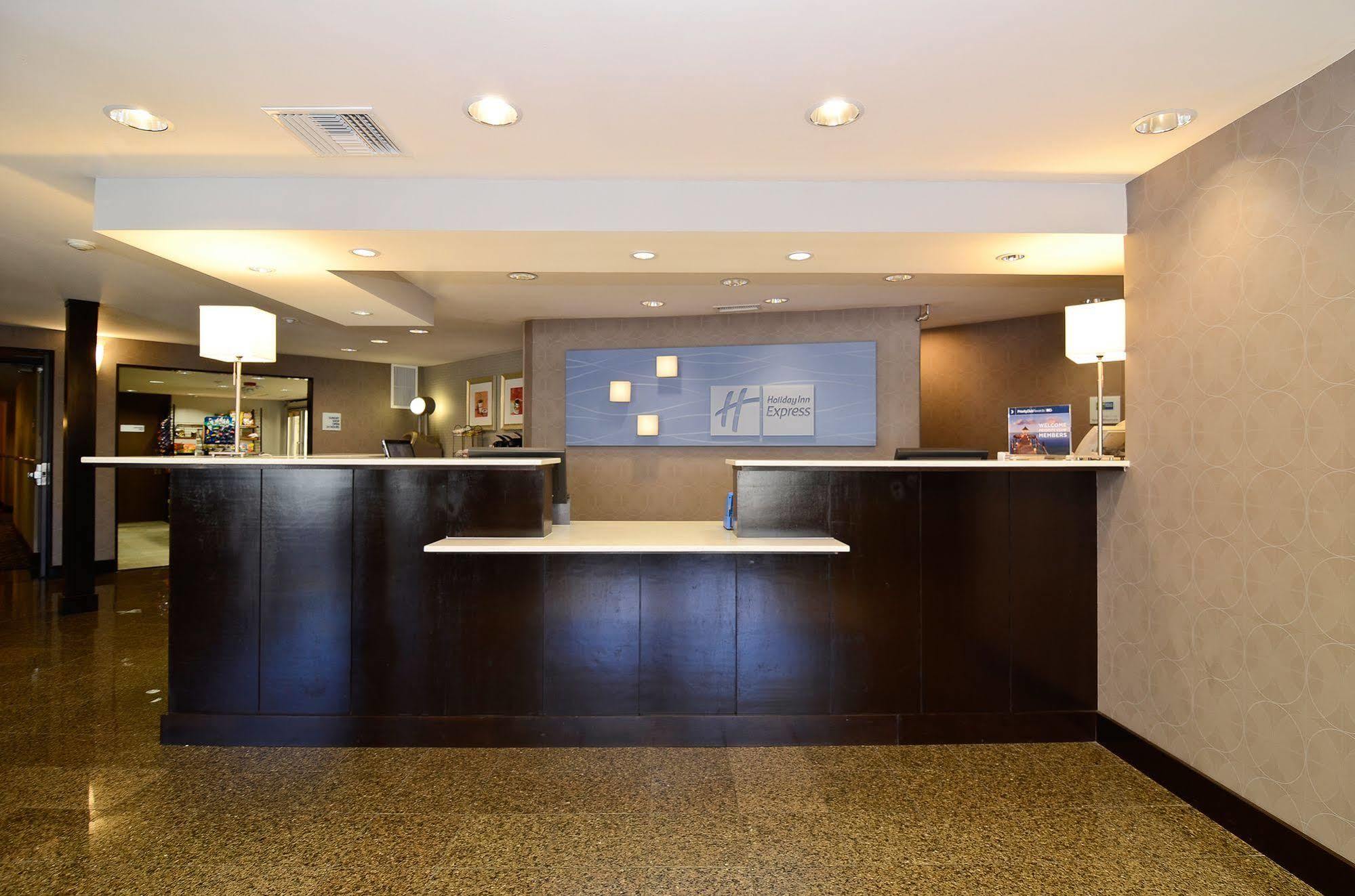 Holiday Inn Express San Diego Airport-Old Town By Ihg Exteriör bild