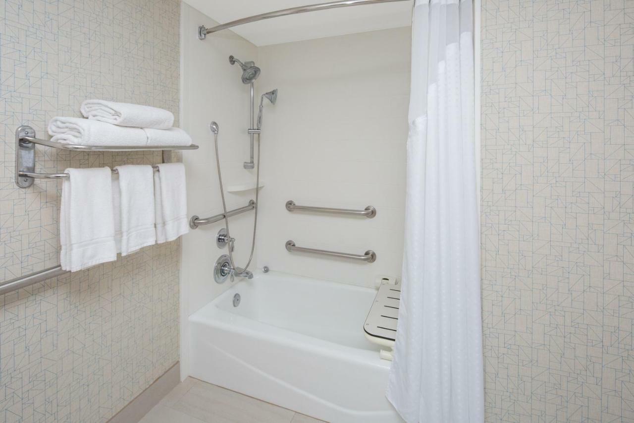 Holiday Inn Express San Diego Airport-Old Town By Ihg Exteriör bild